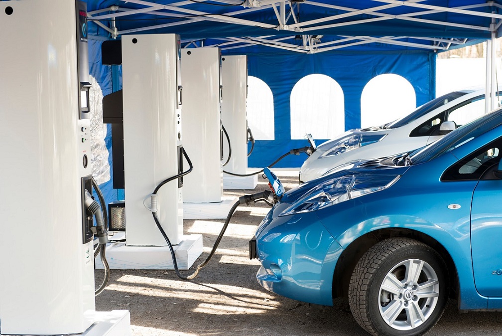 Combien ça Coûte Recharge Une Voiture électrique Comment recharger une voiture électrique, où et pour quelle durée?
